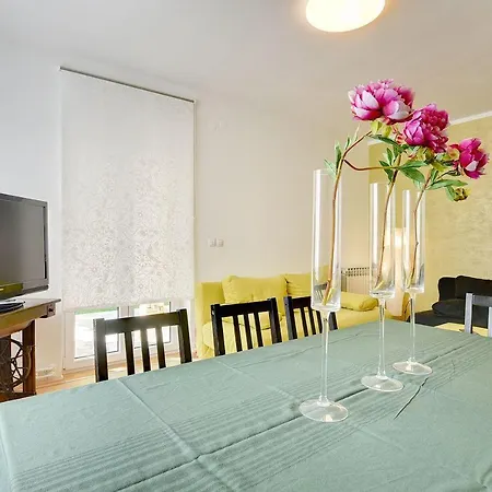 White Appartement *
